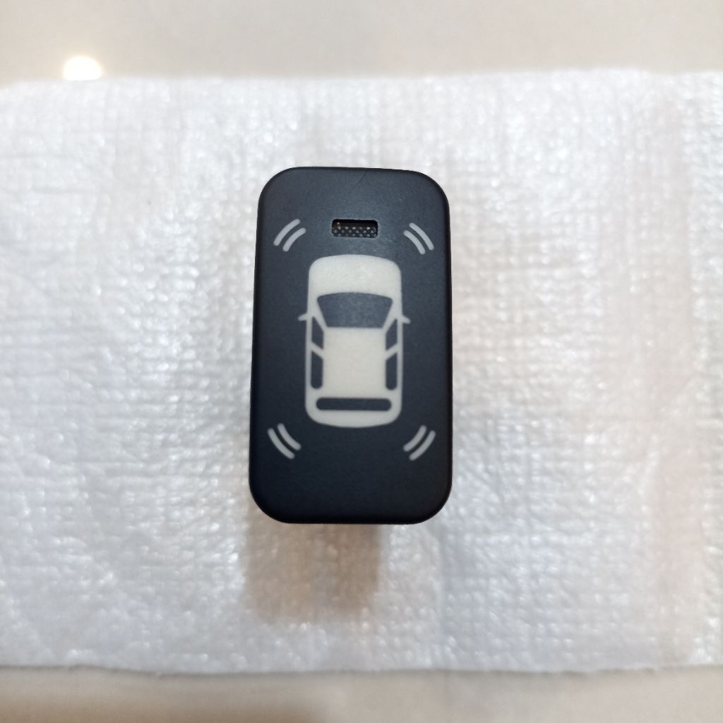 Switch Saklar Sensor Corner Parkir Mundur Toyota Grand Fortuner Innova Lama Original