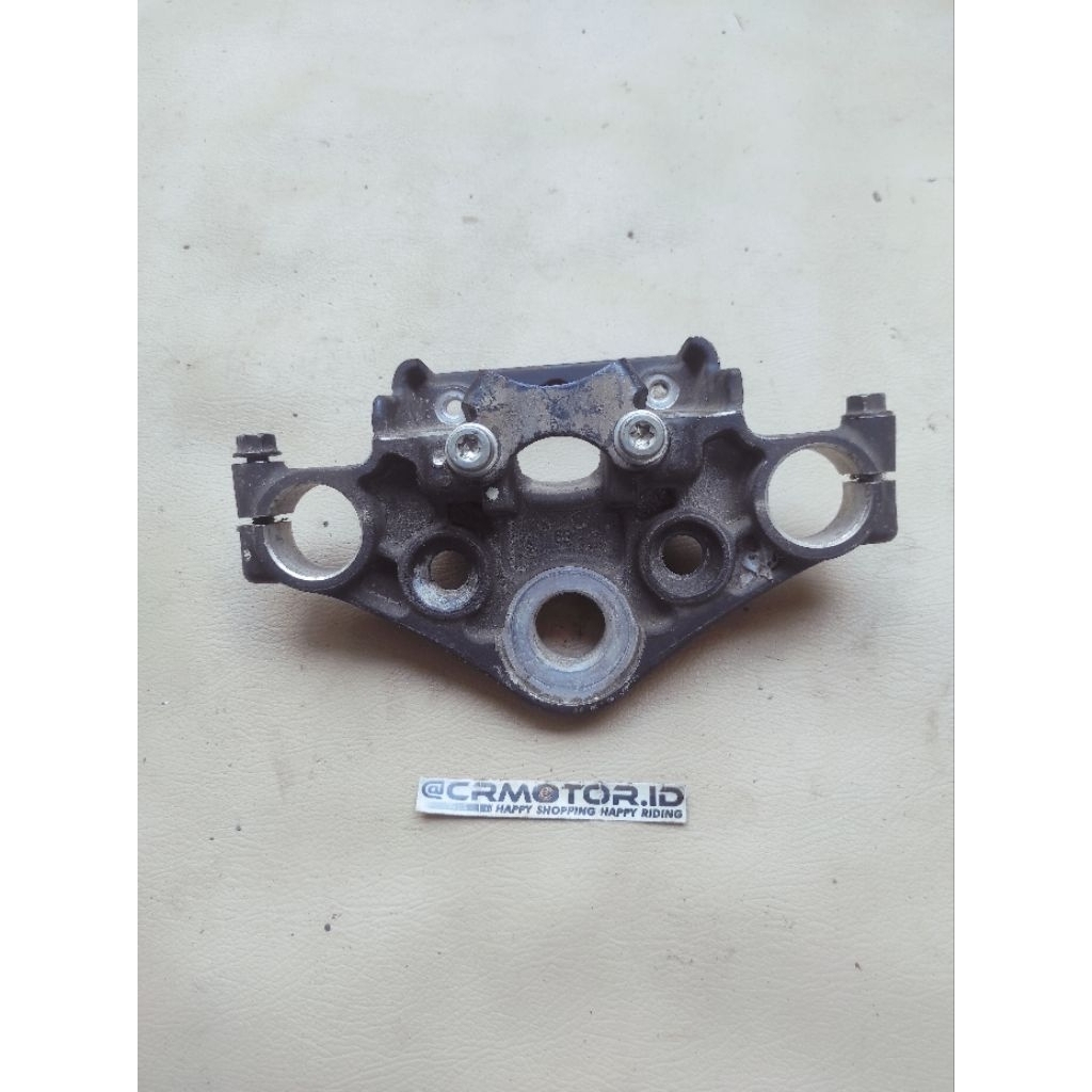 segitiga atas t shock breaker shockbreaker depan honda cb 150 r old lama non led K15 ori