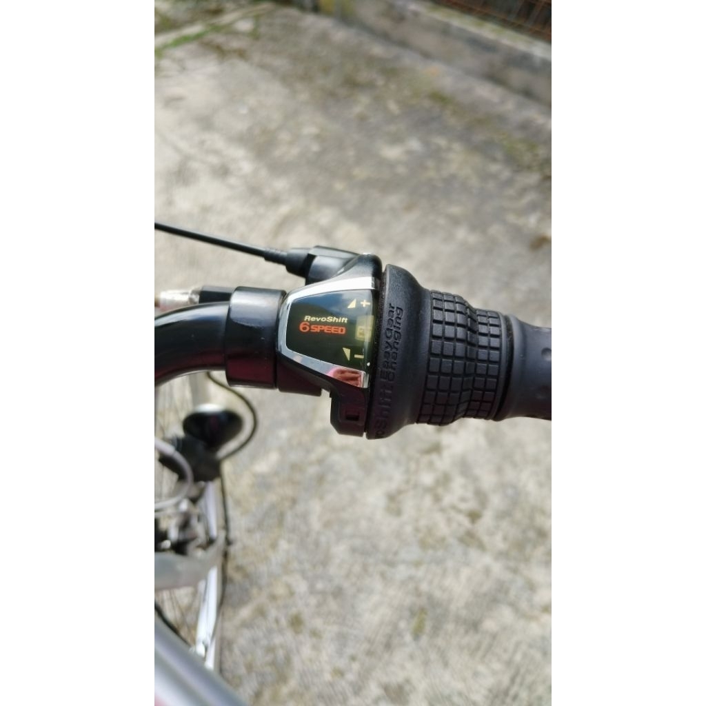 Sepeda Wanita merk Polygon sierra 26"