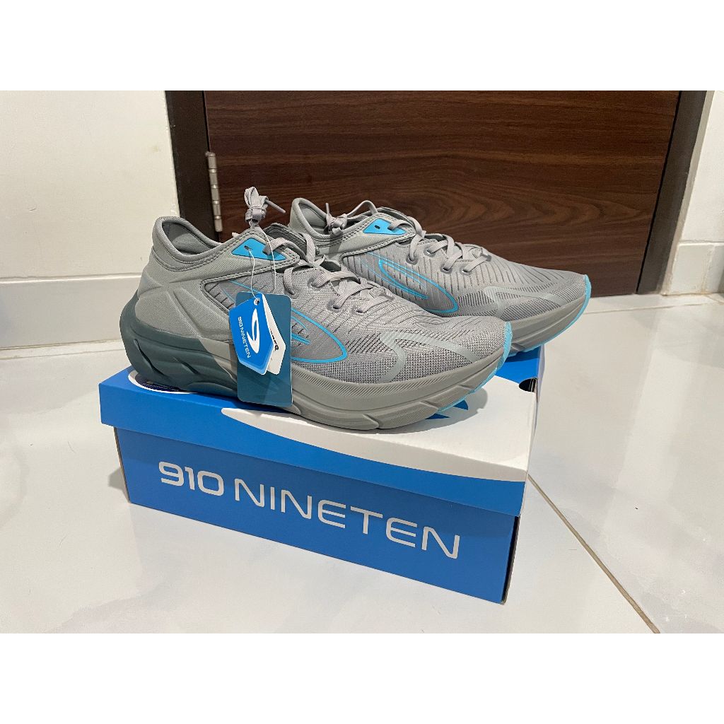 Sepatu Running 910 Nineten Hiroshi Original Size 44 Insole 28 cm (Baru)