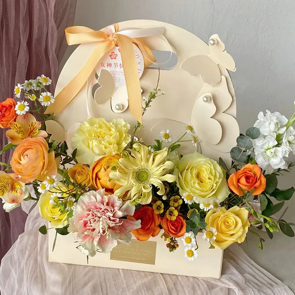 

kotak bunga flower box butterfly papper bag bunga bentuk kupu - kupu handy bag florist just for you