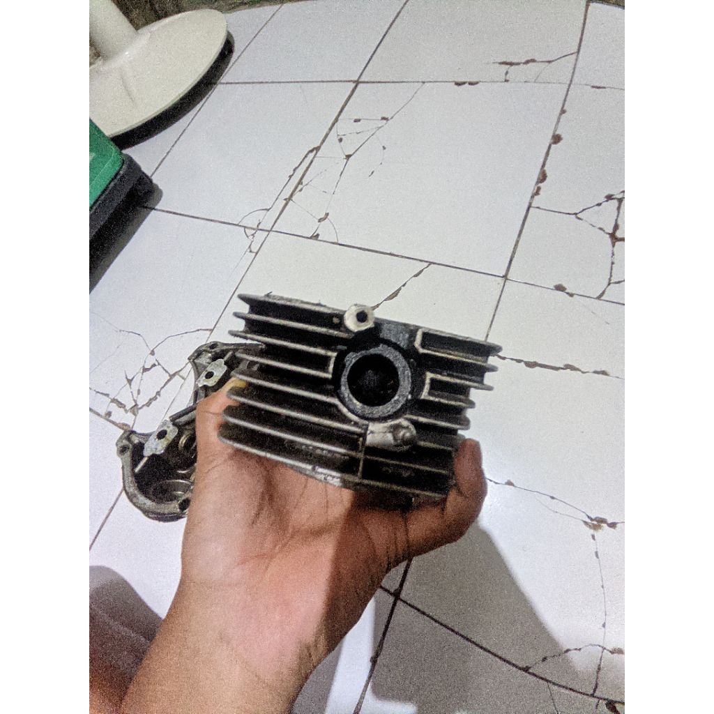 Cylinder head gl100/cb100 standar