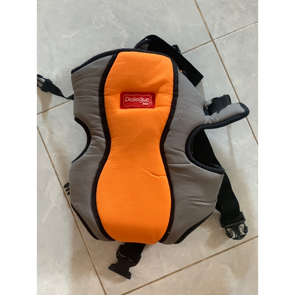 Preloved gendongan depan dialogue baby carrier