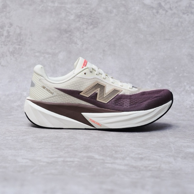 Sepatu NB FuelCell Rebel 5 Beige Cream