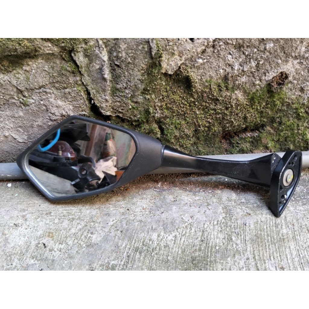 spion kiri Honda CBR 250RR O02116 original