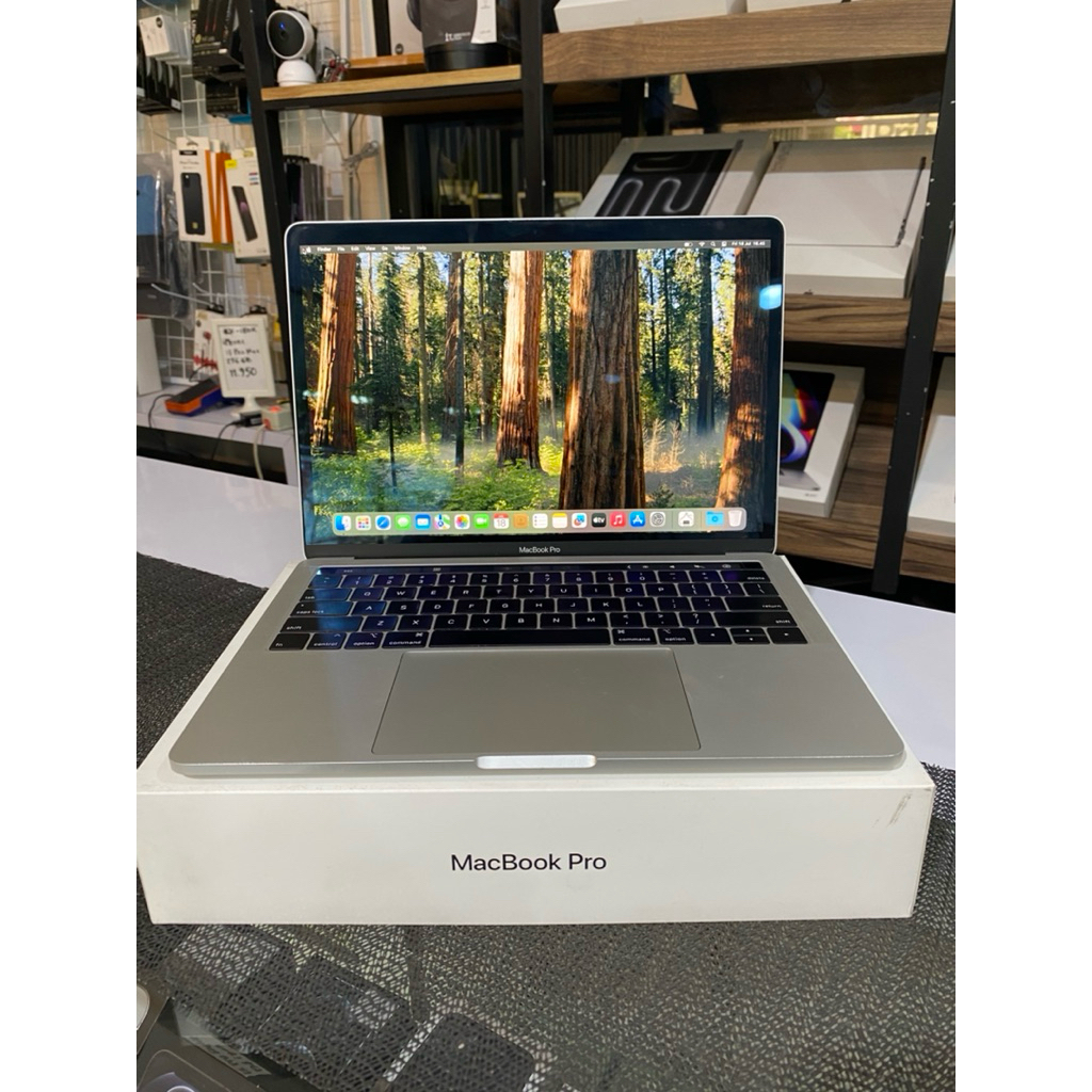 Second MacBook Pro Retina i7 2017 & i5 2018