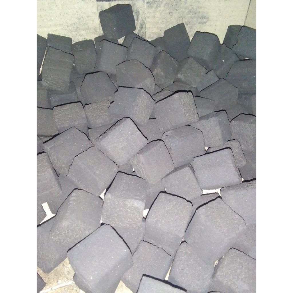 Arang briket|arang briket BBQ|arang briket batok kelapa|arang batok kelapa