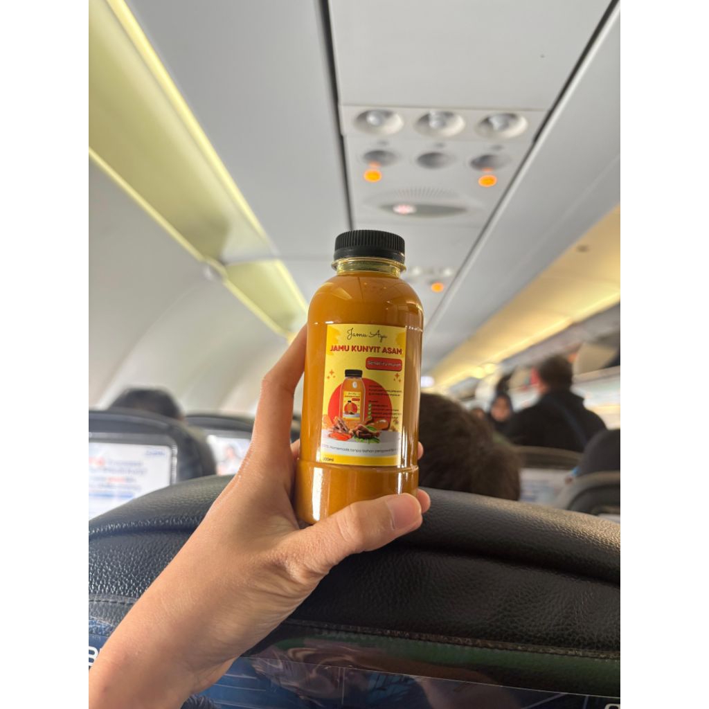 

Jamu kunyit asam 200ml,alami tanpa bahan pengawet,minuman tradisional,warisan nenek moyang