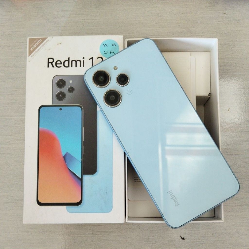 Second Redmi 12 8/128 Lengkap
