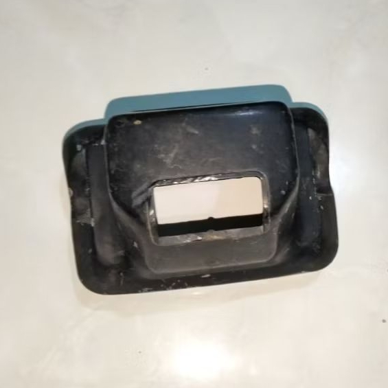 Batok lampu depan original motor GL 100