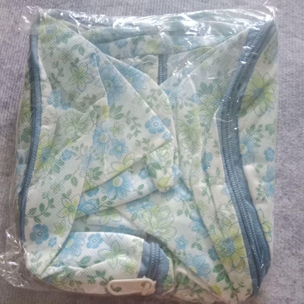 Tas piring anti debu