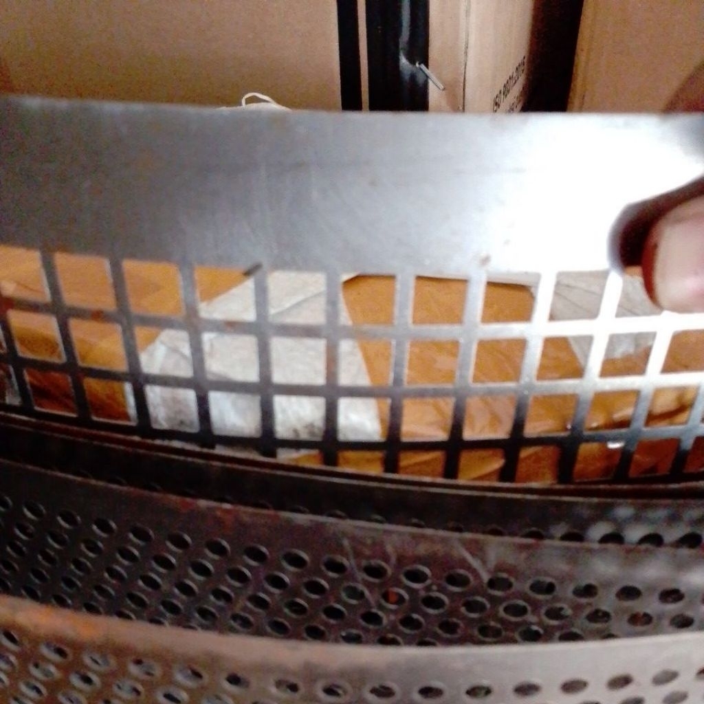 Ram grill buat box speaker model kotak uk 120cmX60cm bahan besi tebal 0,8mm