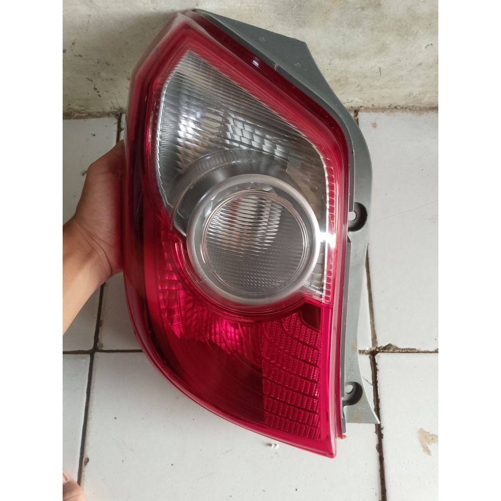 lampu stop stoplamp lampu belakang Agya original