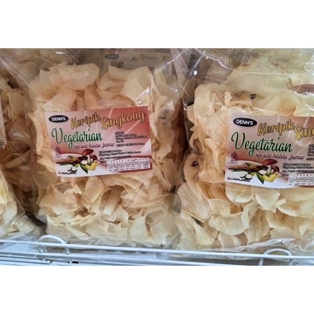 

Keripik Singkong Vegetarian / Kripik Ubi Kayu / Makanan Ringan / Cassava Chips / Oleh oleh Khas Pontianak Kalimantan Barat