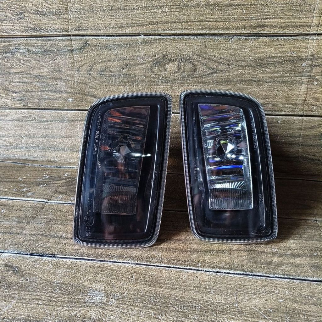 lampu pog lamp nisan Serena C24