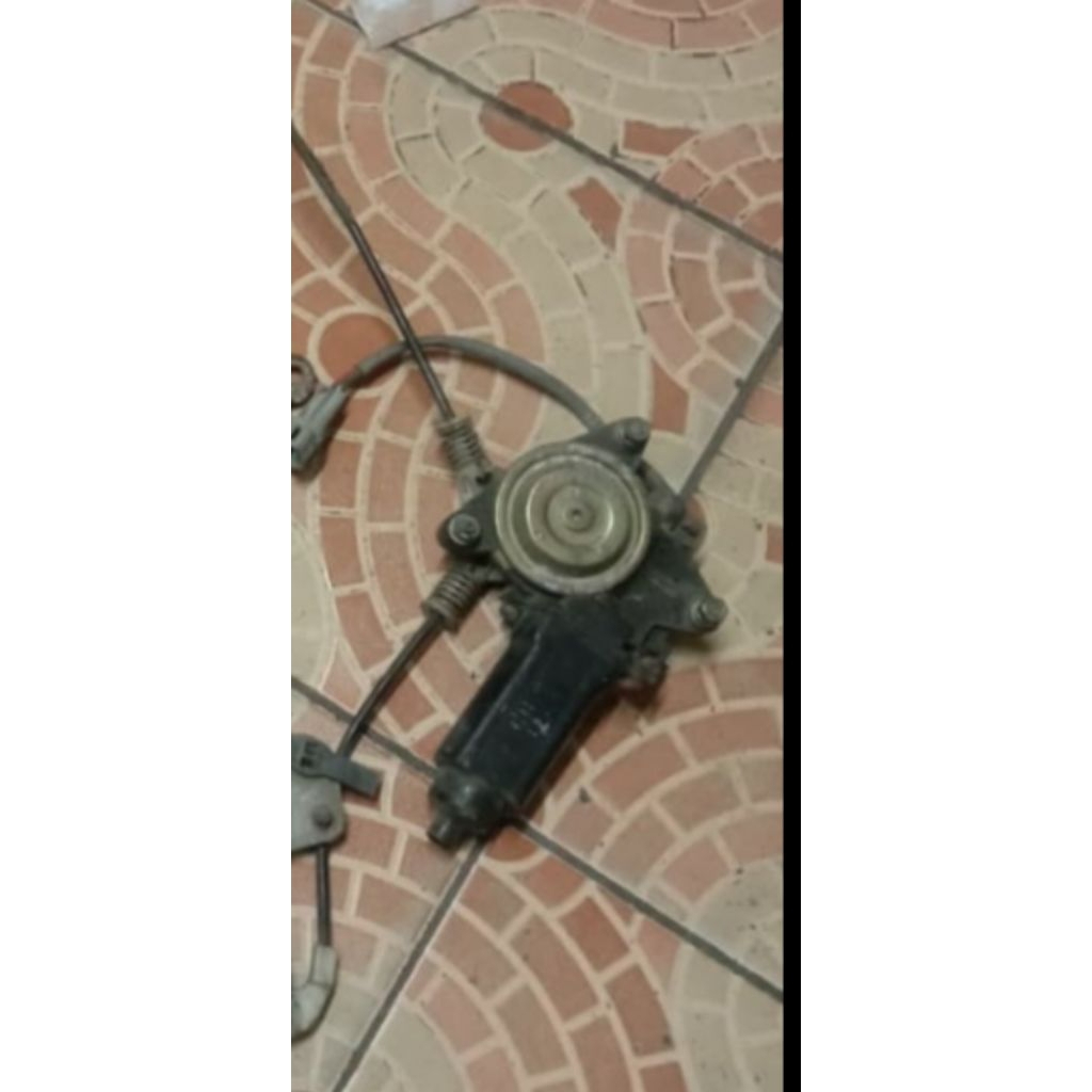 DINAMO POWER WINDOW TOYOTA CORONA ABSOLUTE