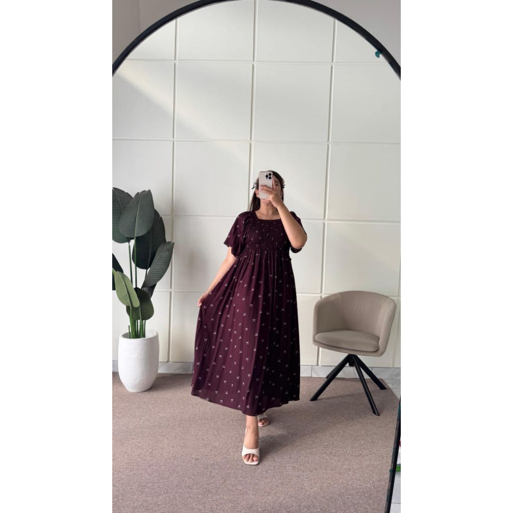 Laura dress tangan pendek dada serut