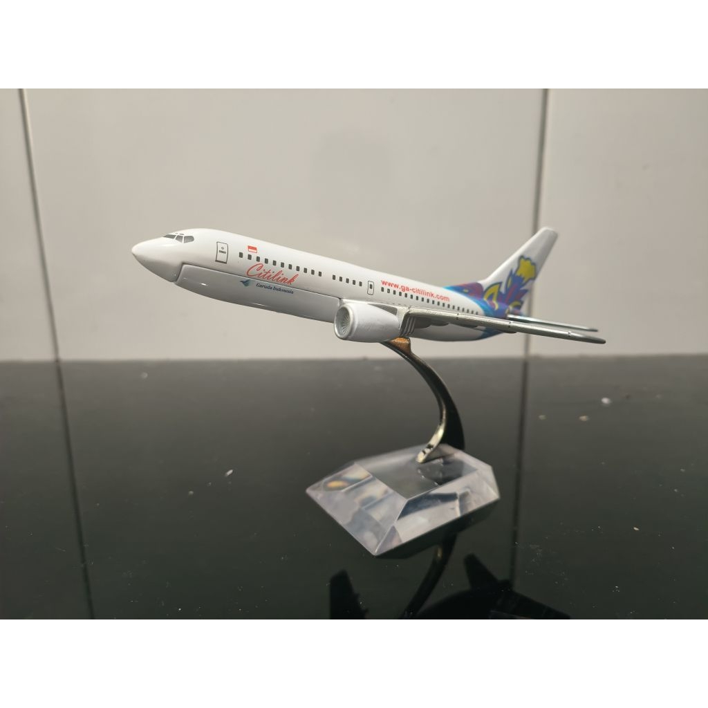 Diecast Citilink Indonesia Boeing B737-500 GHS Floral 1:200