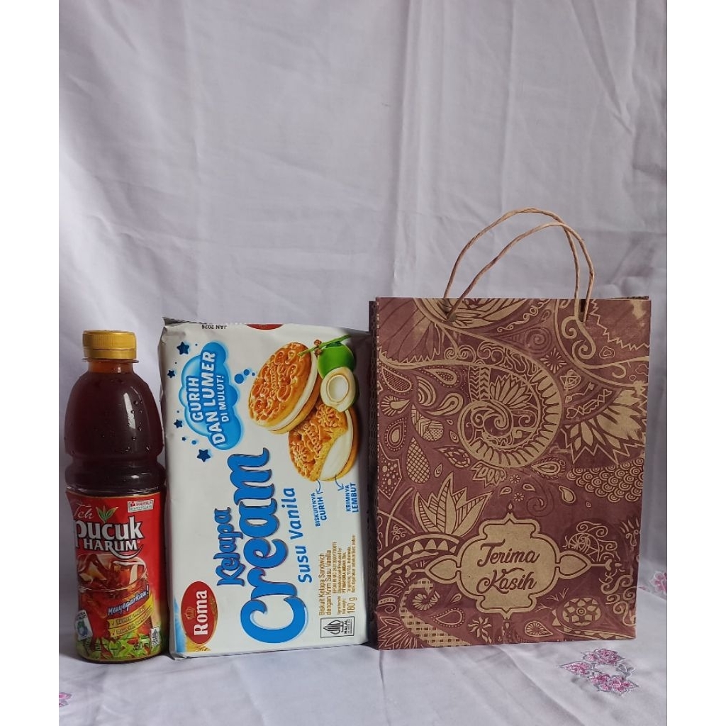 

(ISI 50PCS)PAPER BAG/TAS KERTAS/TAS SOVENIR UKURAN TANGGUNG BATIK COKLAT 21cmX17cmX5cm