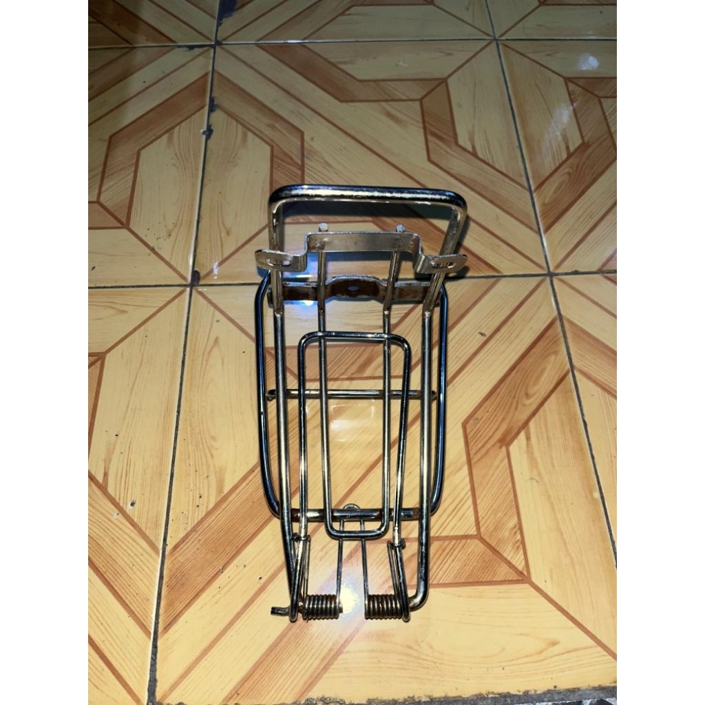 Rak Jepit Kranjang Depan Honda Astrea Grand Prima Original