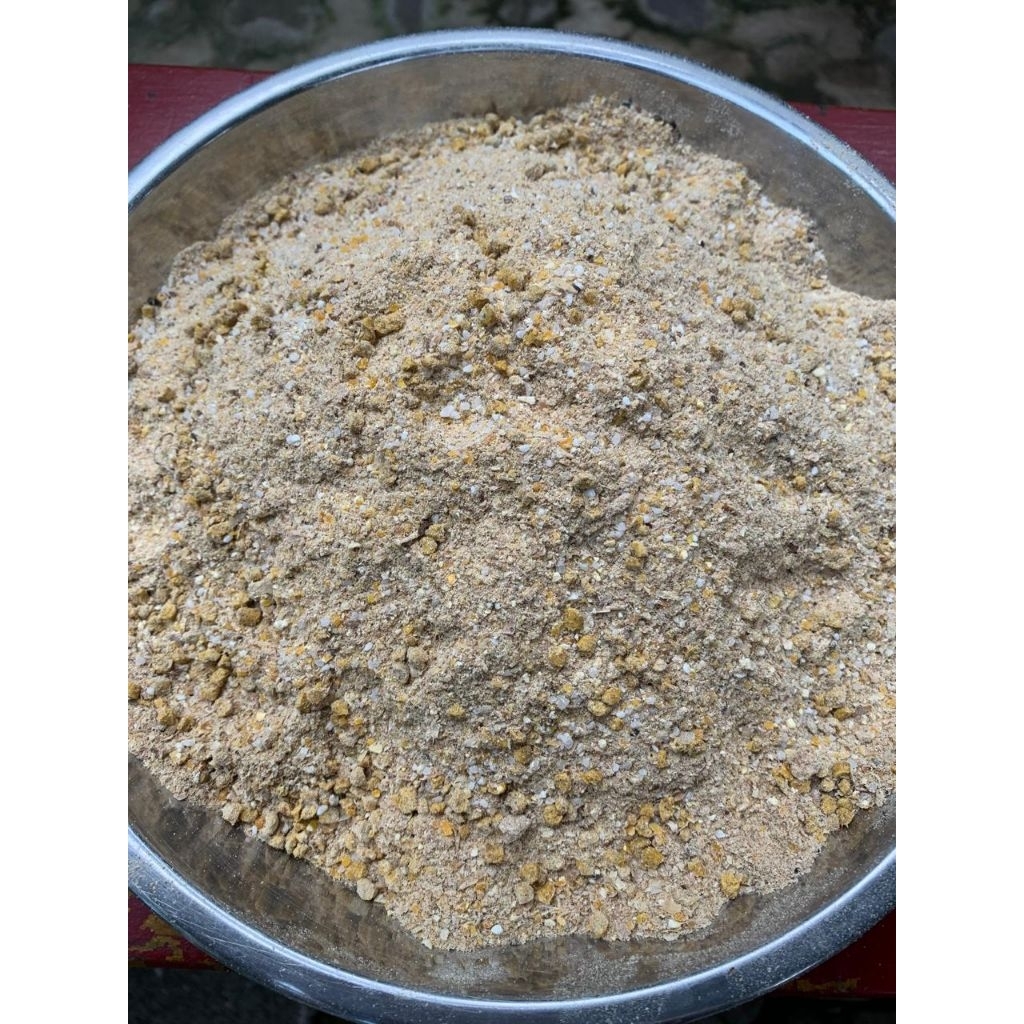 

bekatul super extra campuran 20% jagung 20% brand pollard 80%