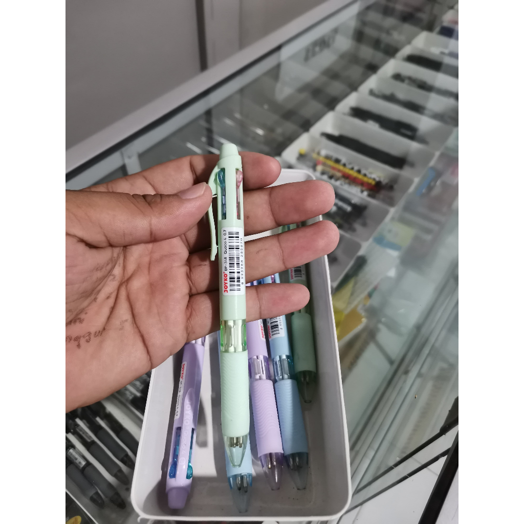

Pulpen Joyko BP-348 0,7