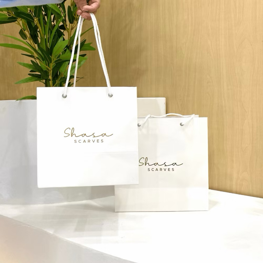 

Paper Bag Shasascarves Putih Elegant 20 x 20 cm