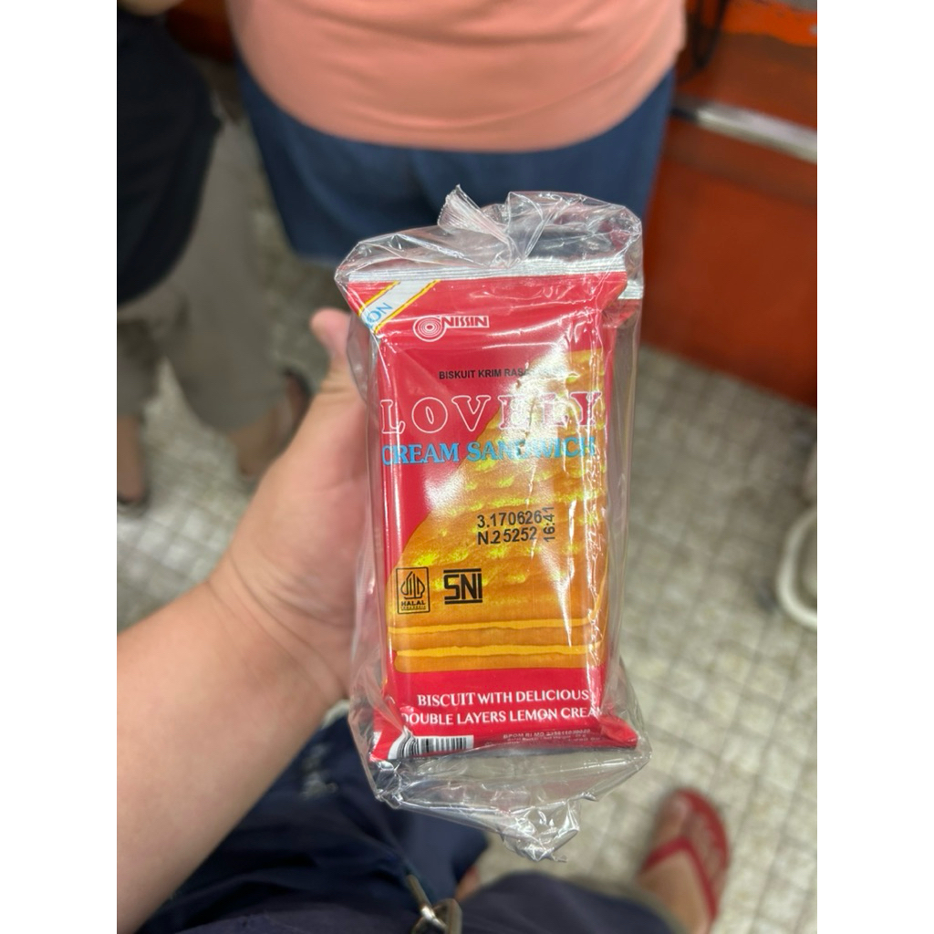 

Nissin LOVELY 25gr Lemon cream isi 10