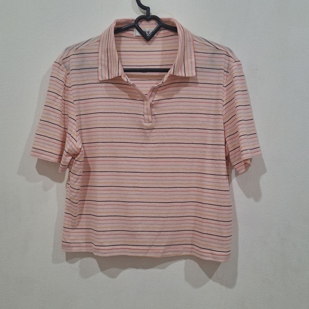 Kaos Kerah Wanita Pink Lengan Pendek