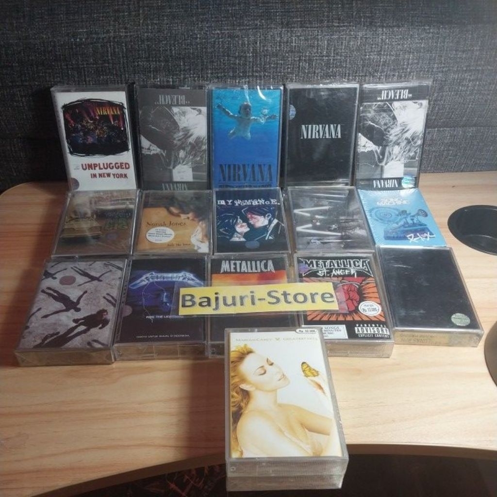 Kaset Pita Barat "Nirvana" "Gorillaz" "My Chemical Romance" "MCR" "MR Big" "Norah Jones"  "Marron V"