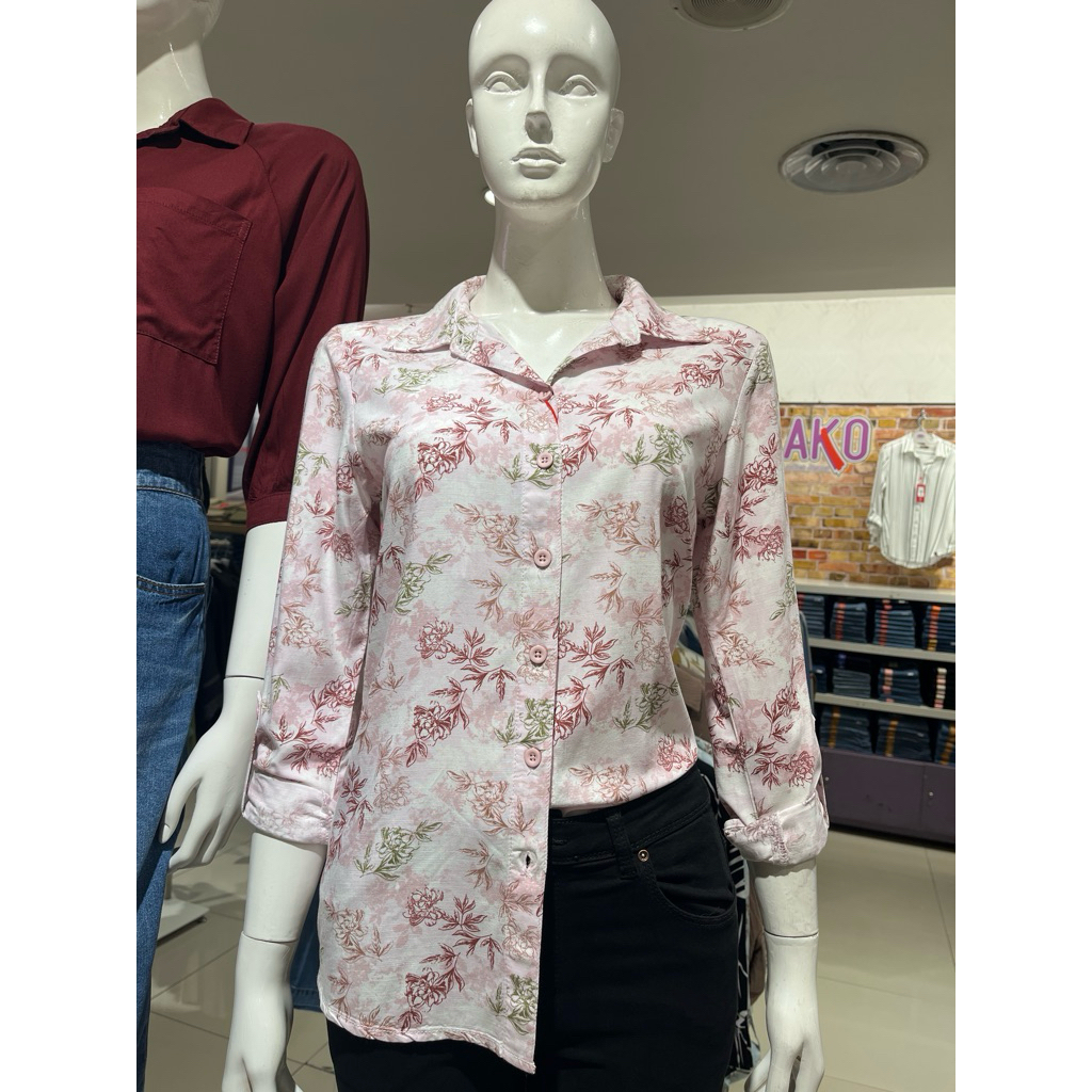 Kemeja motif AKO