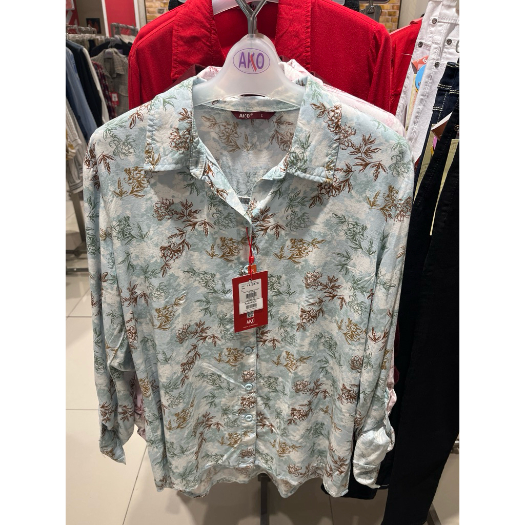Kemeja motif AKO