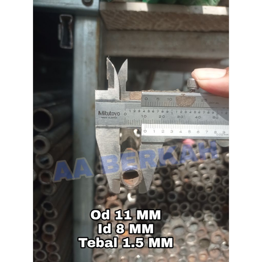 Pipa Besi Seamless Od 11 mm, Id 8 mm, Tebal 1.5 mm