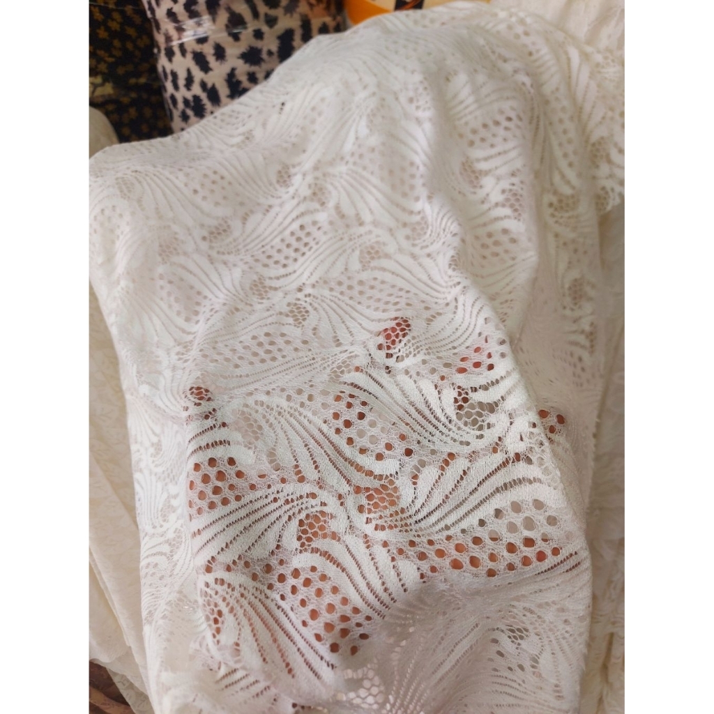 kain brokat kebaya  - kain brokat katun prada  - kain brokat original  - kain brokat luxury [ BW ]