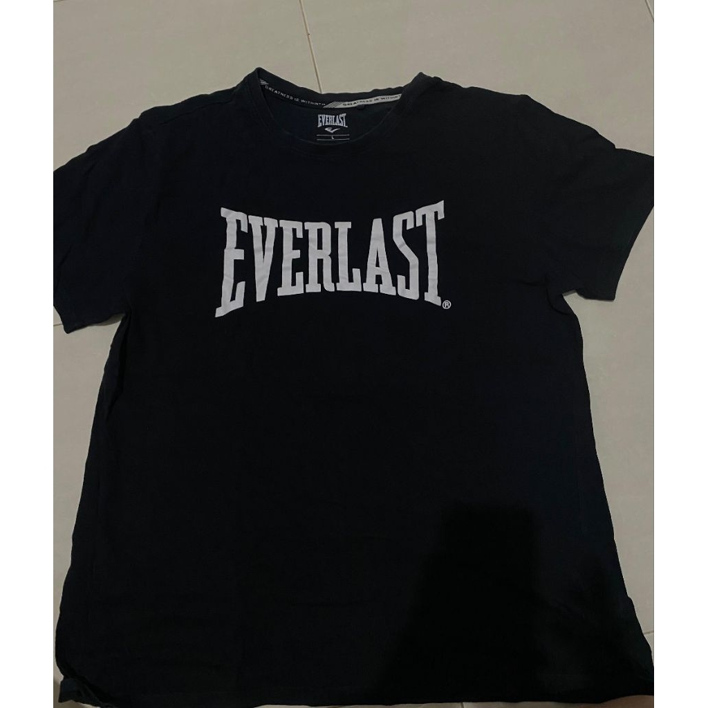 preloved kaos everlast hitam
