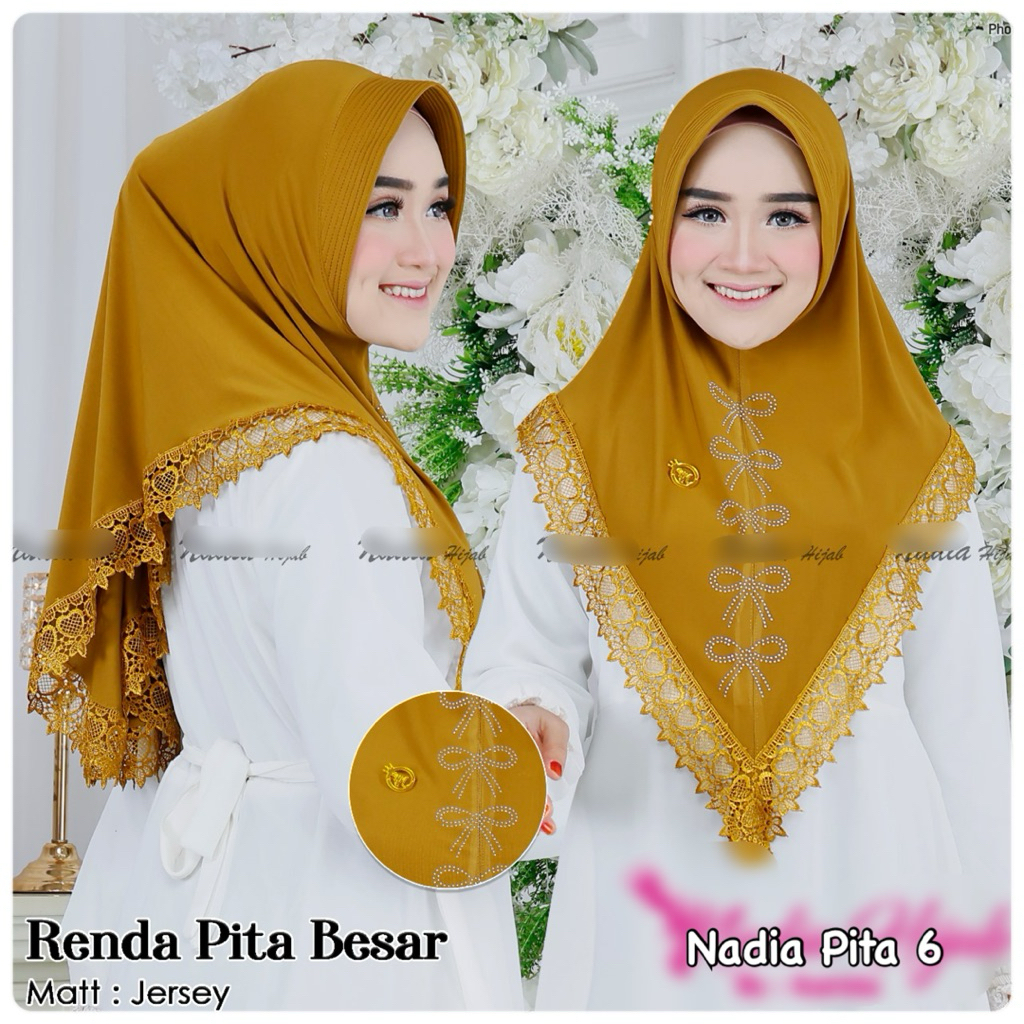 

Nadia Pita 6 Official