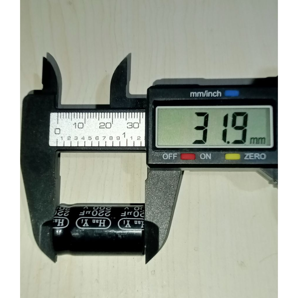 ELCO 200V 220UF BEKAS CABUTAN