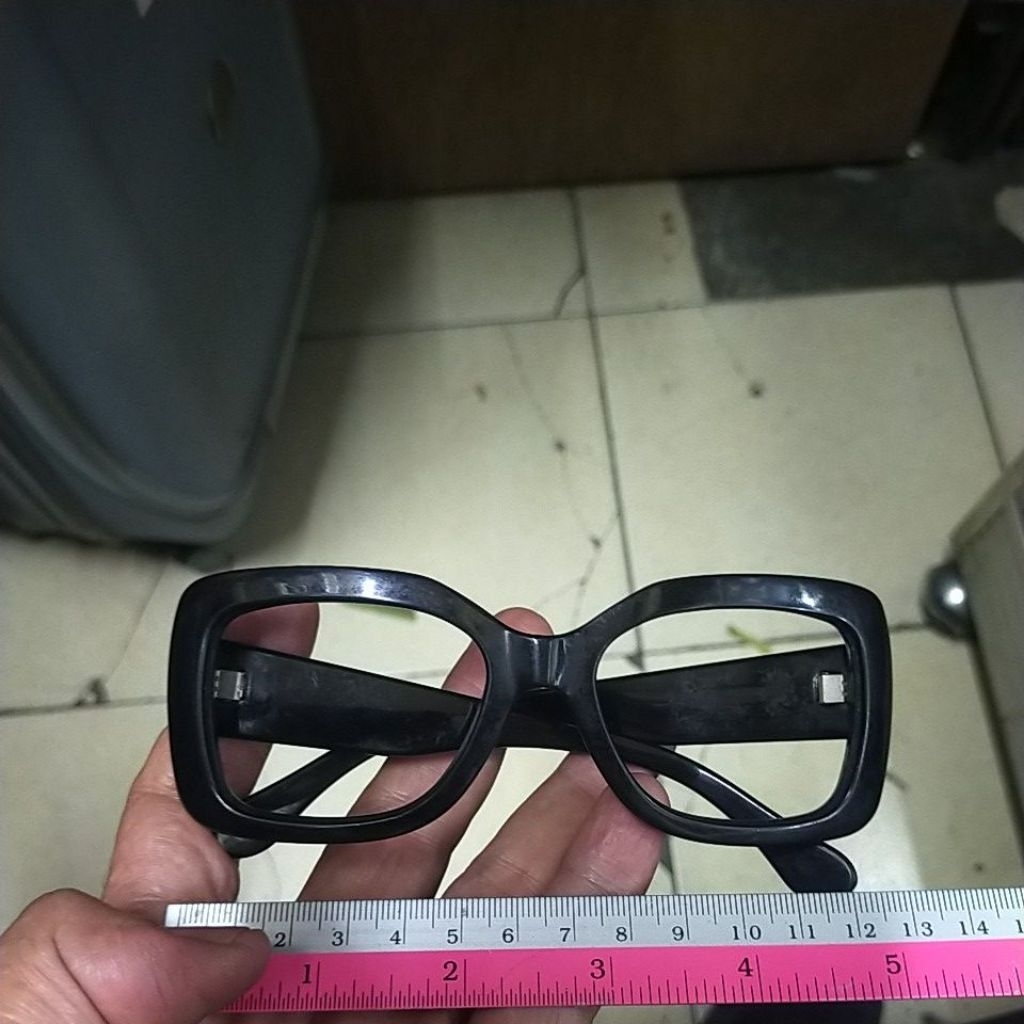 Kacamata Evit. Pero. ori preloved ...