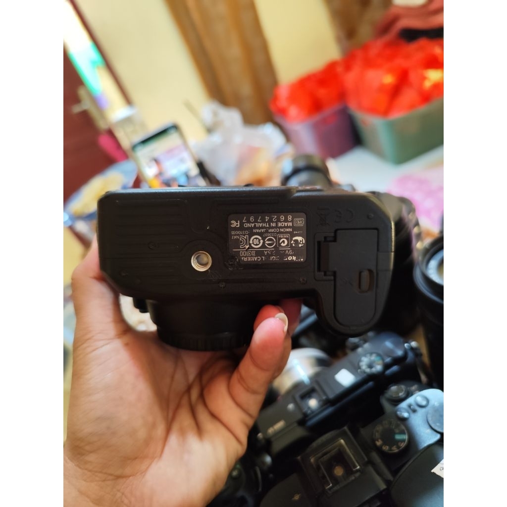 NIKON D3100 DSLR MULUS MURAH BERGARANSI (BODY ONLY)