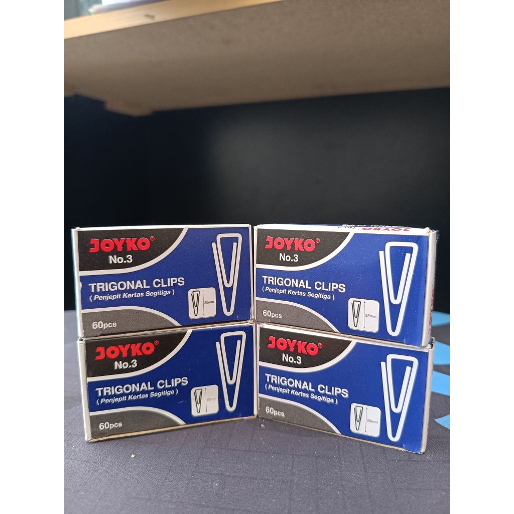 

Paper Clip no.3 Triagonal