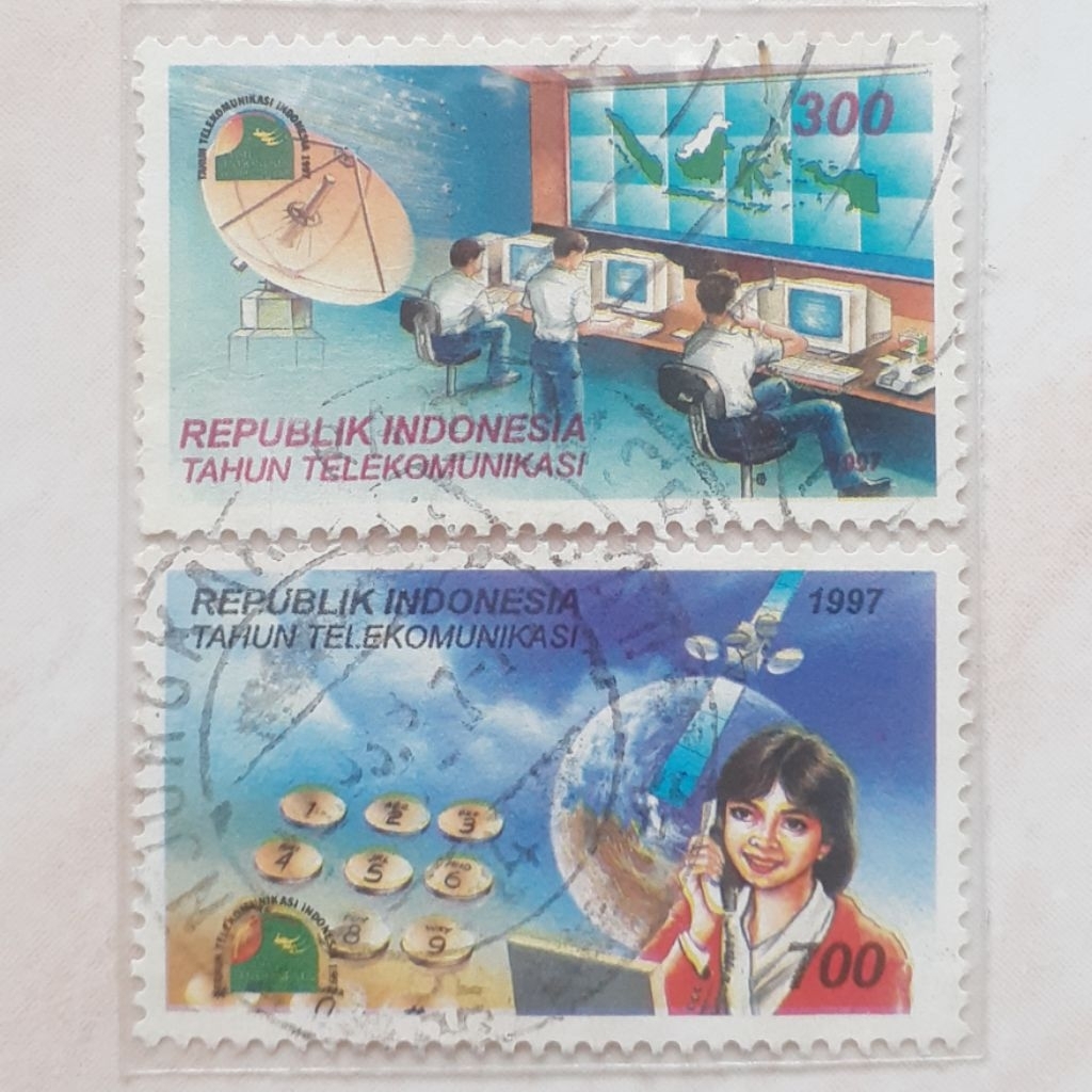 

(ID8) Perangko Indonesia Tahun Telekomunikasi Tahun 1997 set lengkap - 2pcs