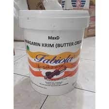 

( REPACK ) FABIOLA BUTTER CREAM / CREAM SIAP PAKAI FABIOLA