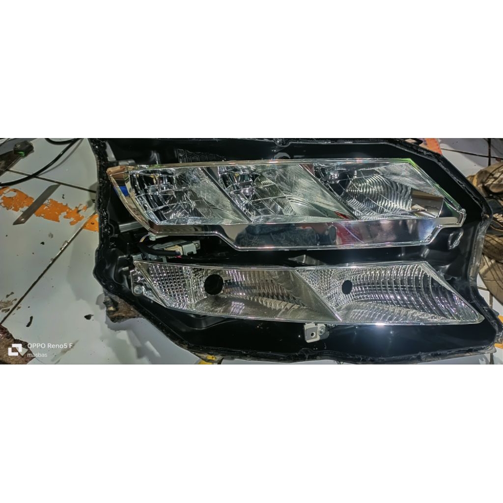 list frame headlamp Avanza 2019
