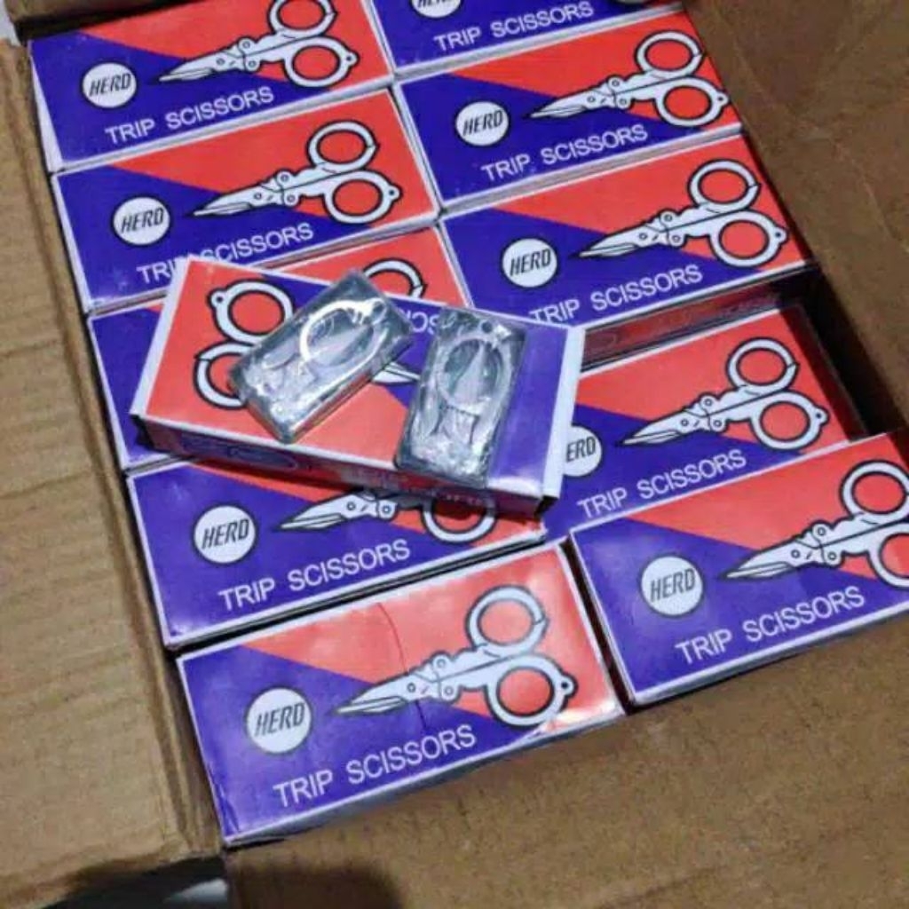 

( 1 Lusin isi 12 pcs ) Gunting Lipat / Gunting Kecil