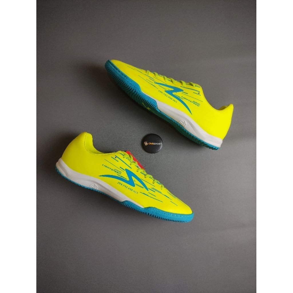 Specs lightspeed reborn in safety yellow / reflex blue (41)