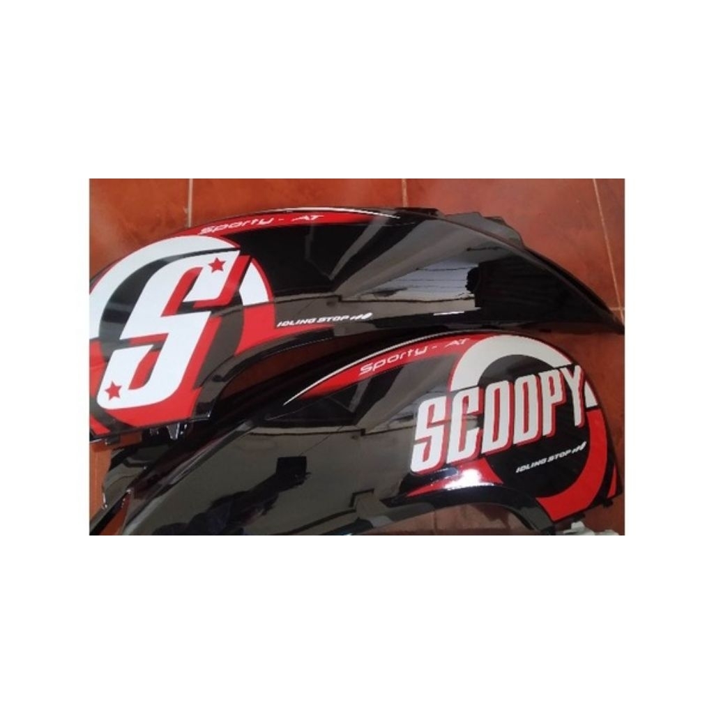 cover body belakang halus set + sticker honda scoopy 2017