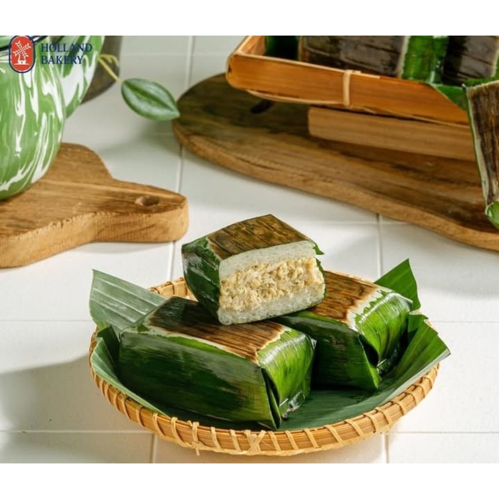 

HOLLAND BAKERY LEMPER AYAM HOLLAND BAKERY BIKA AMBON CUP HOLLAND BAKERY SOES MARMER