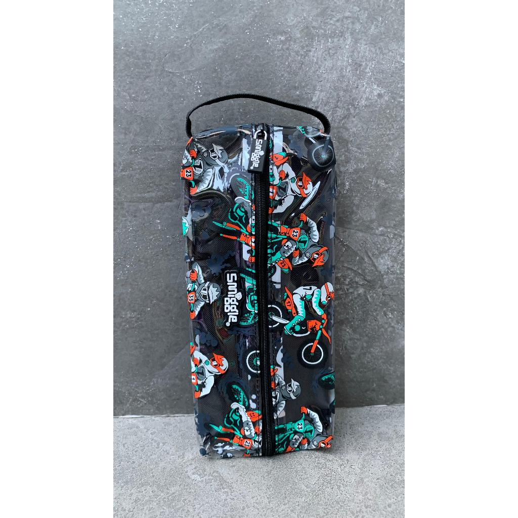 

SMIGGLE ADVENTUROUS PENSILCASE FLIP ZIP TRAIL - TEMPAT PENSIL SMIGGLE