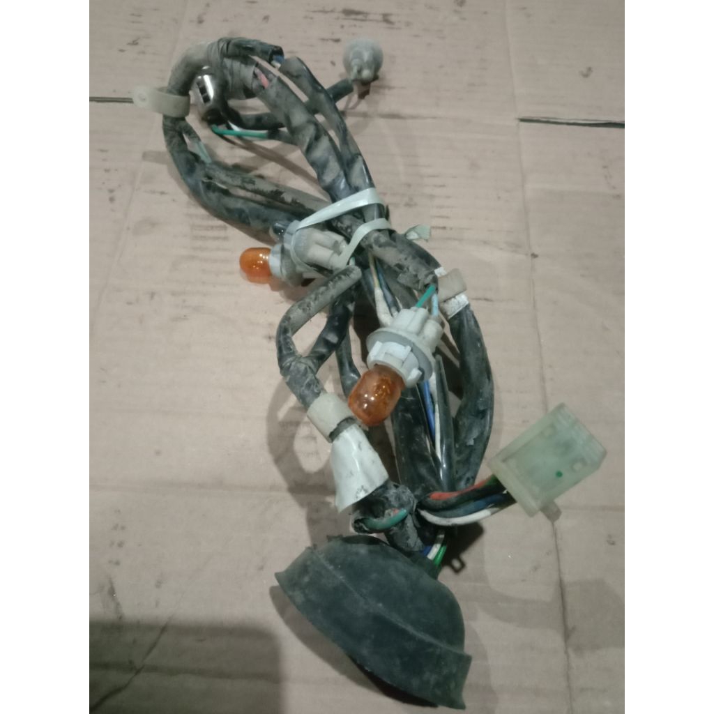 KABEL LAMPU DEPAN VARIO KZR ORIGINAL COPOTAN MOTOR