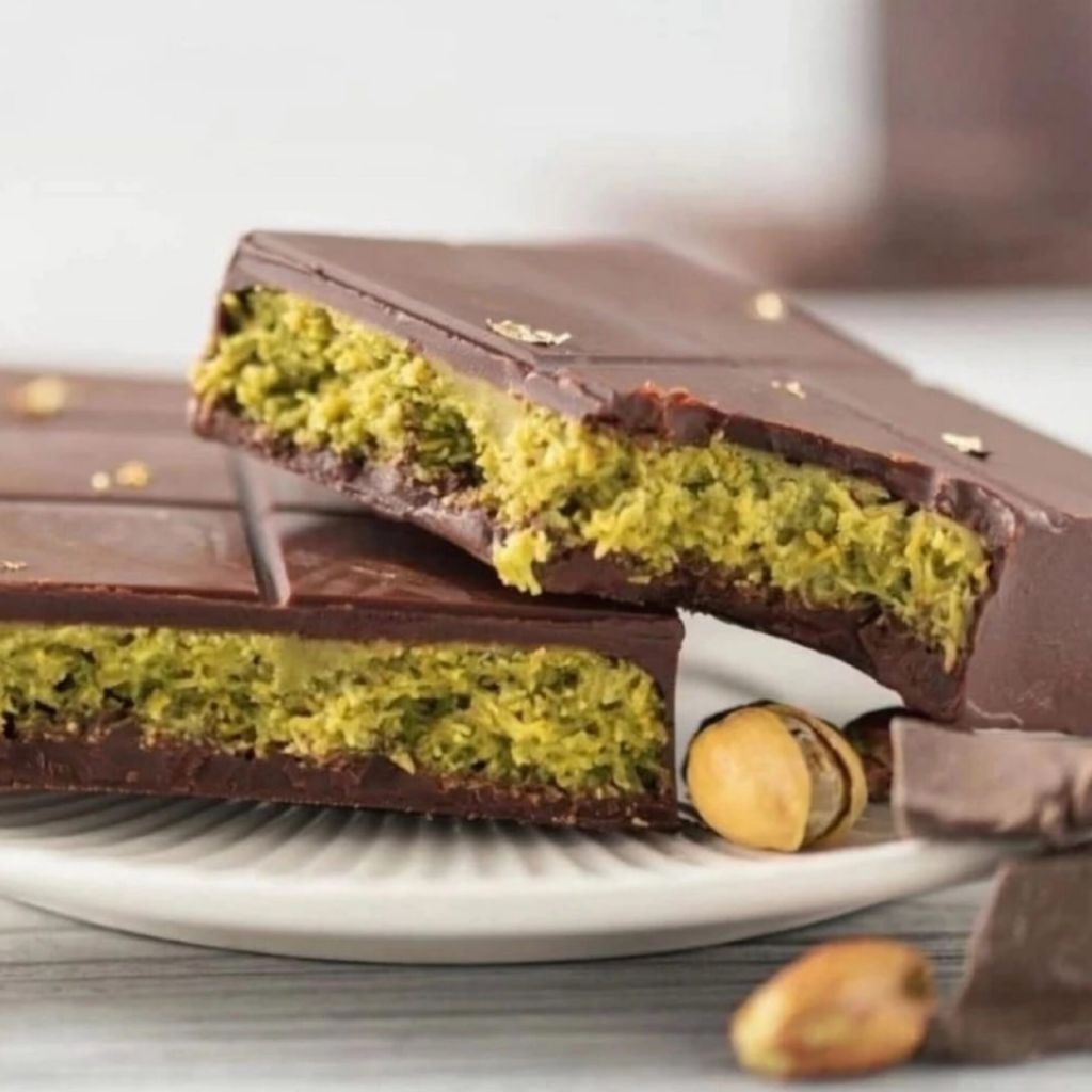 

⭐COD/Kirim Dalam 24 Jam⭐ Coklat Dubai/Internet-famous Dubai Chocolate/Coklat Kunafa Pistachio/Coklat Dubai Pistachio Coklat isi /Chocolate Bar Crispy Pistachio Kunafe